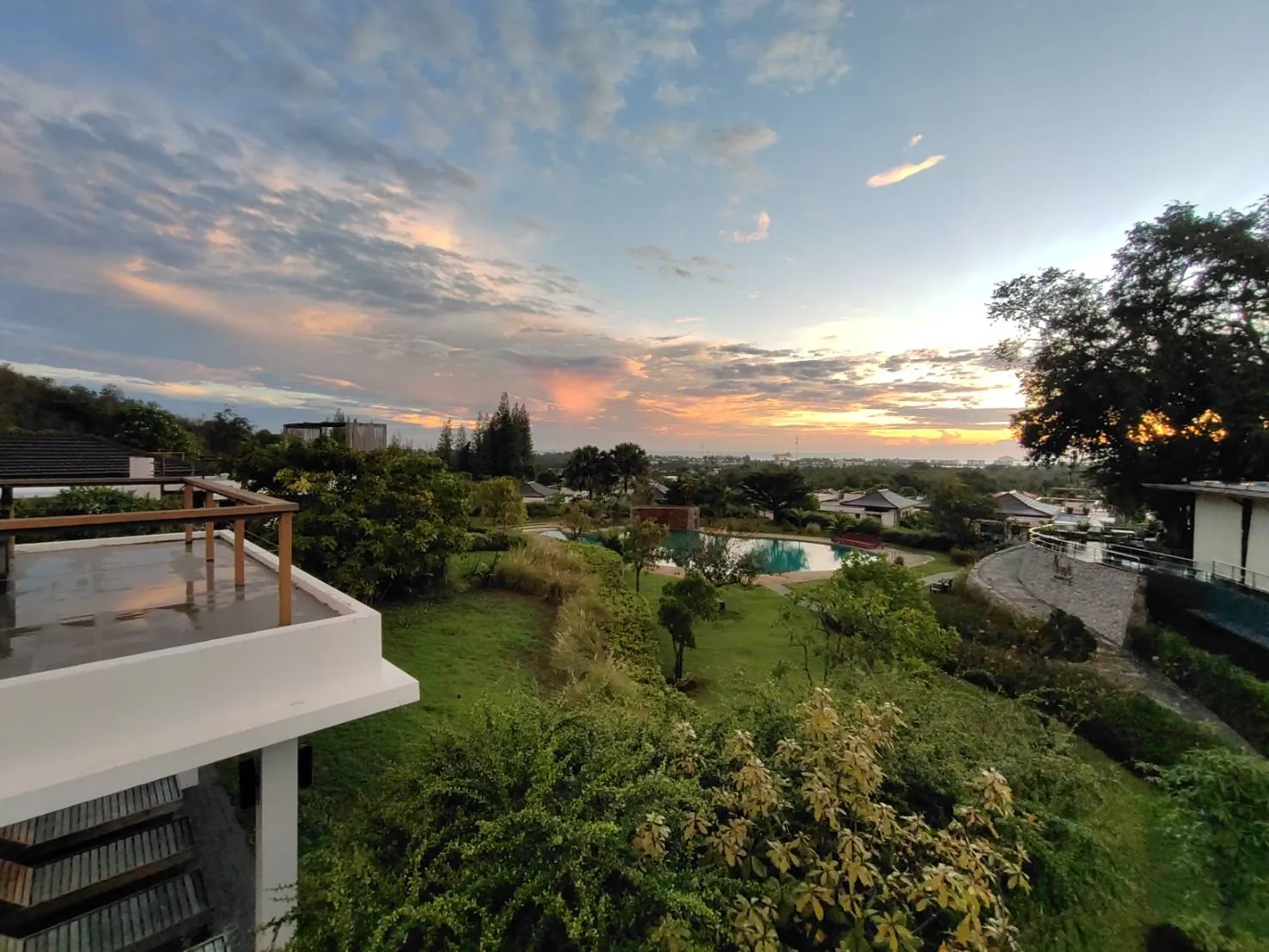 Private pool villa Hua Hin sea-view resort - Hotel view